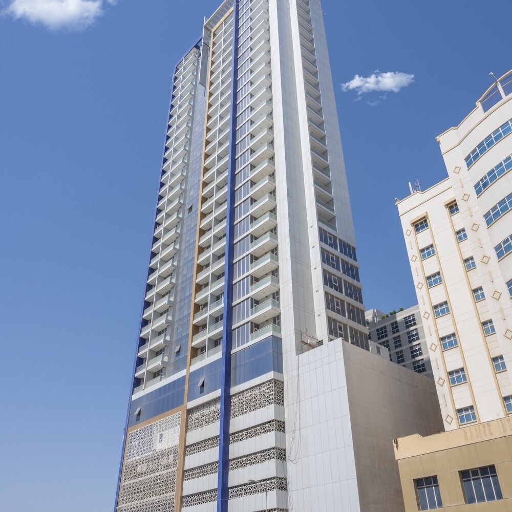Swiss-Belsuites Admiral Tower hospitality project in Bahrain by Arab Architects